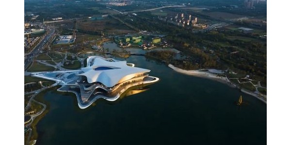 中國西南超級地標：成都科幻館