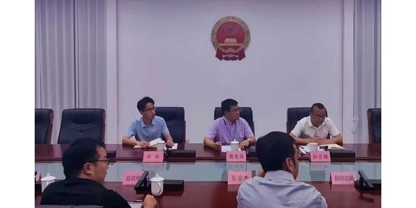 貴陽院遇見中江縣！不吃又不喝，經(jīng)濟(jì)要滑坡——中江表妹