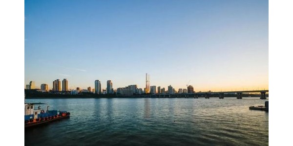 ODA：360米高，中心“縷空” 的設計方案